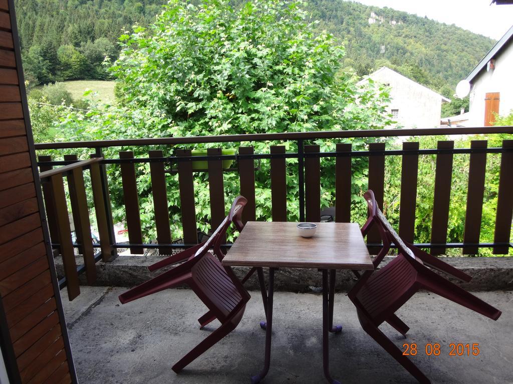 Hotel Bon Accueil Oyonnax Zimmer foto